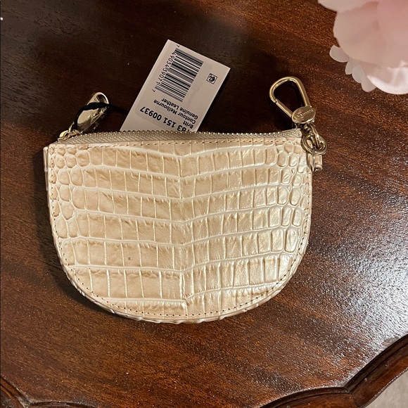 NWT Brahmin Britt contour Melbourne coin purse - Picture 2 of 4